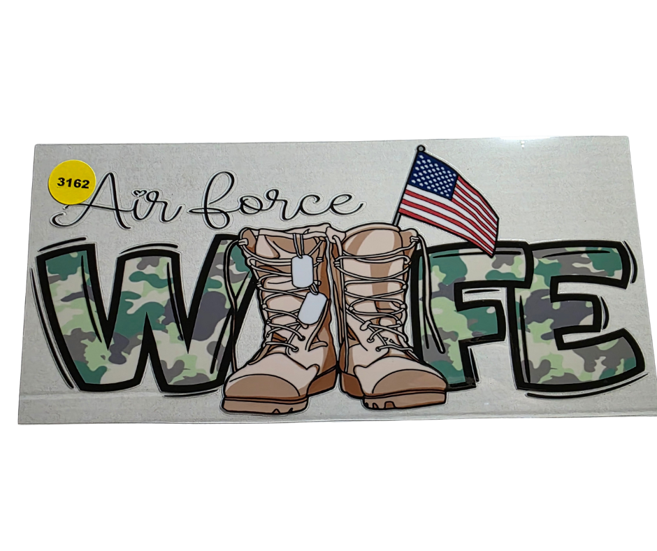 3162 AIR FORCE WIFE