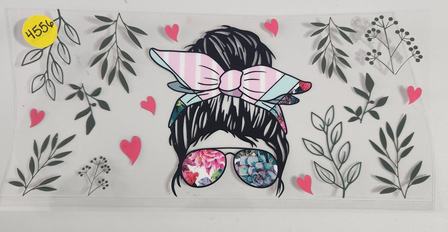 4556 MOM BUN CUP DECAL