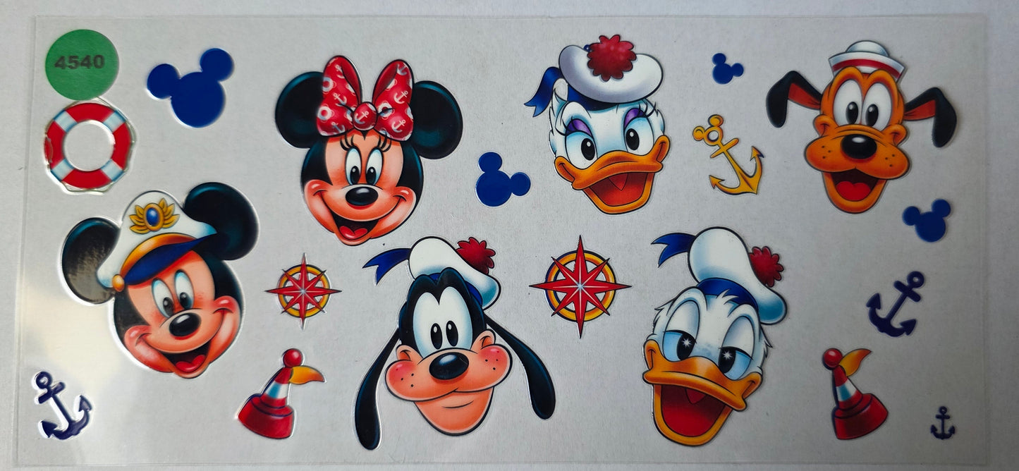 4540 MICKEY & FRIENDS