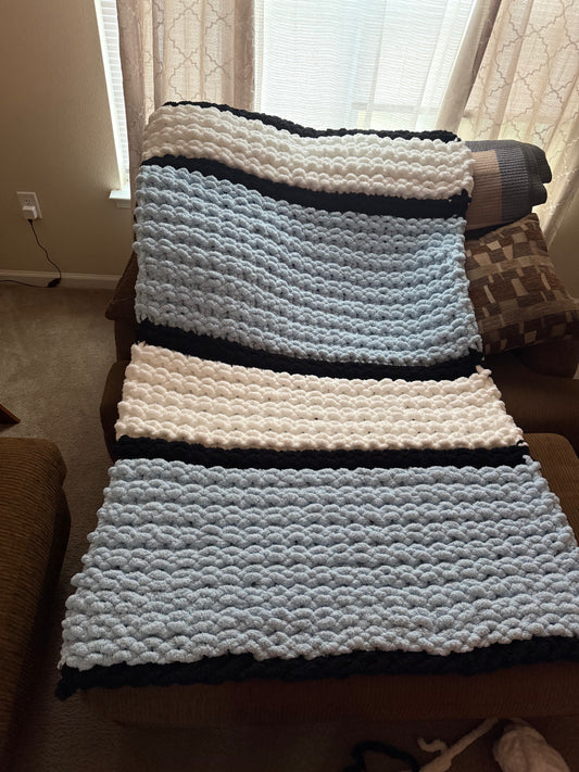 THROW BLANKET